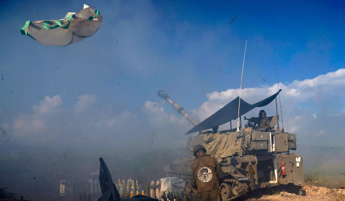 موفدون دوليون في بيروت يخترقون «الضبابية اللبنانية» لتطويق احتمالات توسع الحرب<br />
بوريل يسبق هوكستاين... والخارجية الألمانية: خطر التصعيد حقيقي