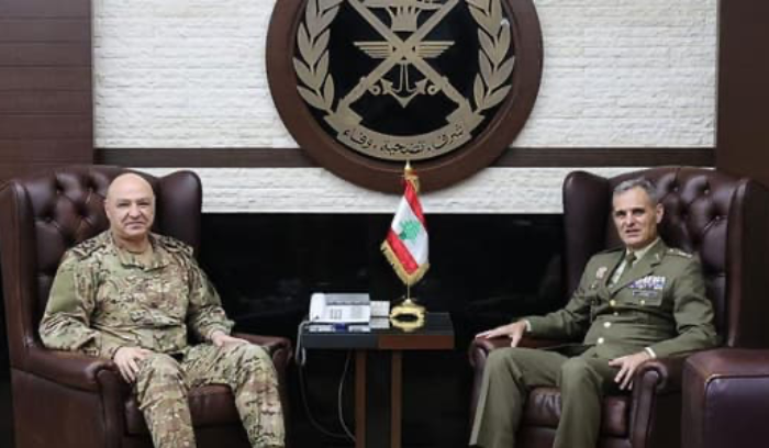 التنسيق جنوبًا بين قائد الجيش وقائد اليونيفيل