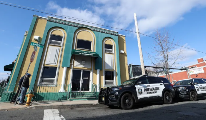 وفاة إمام مسجد في نيوجيرسي بعد إصابته بطلق ناري