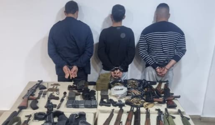 توقيف 66 مطلوبًا... وهذا ما ضبطه الجيش