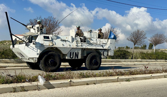 «حزب الله» يخشى ضغط «اليونيفيل» عليه لتطبيق القرار 1701<br />
القوات الدولية طالبت السلطات اللبنانية بضمان سلامتها