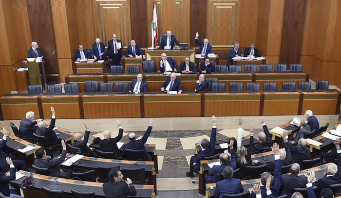 مجلس النواب... لا رئيس للجمهورية وتمديد 