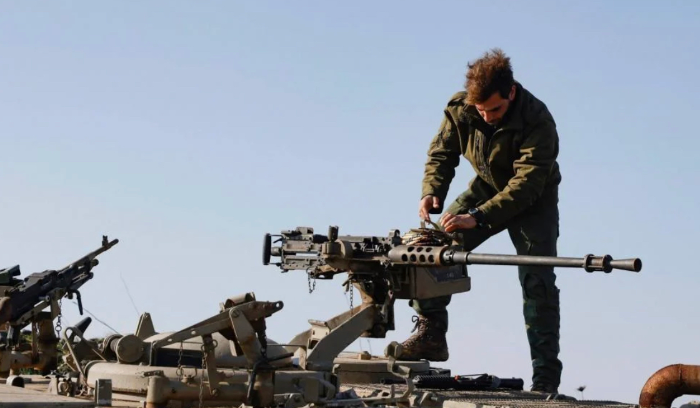 جسر أسلحة جوّي بين طهران ودمشق وأنباء عن مقتل 11 قيادياً في 