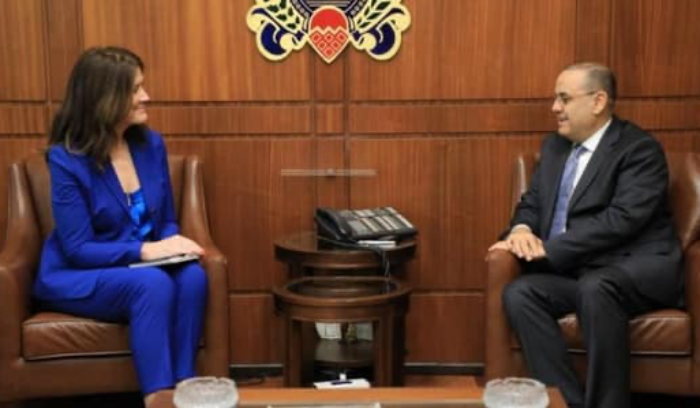 البيسري استقبل شيا في زيارة وداعية