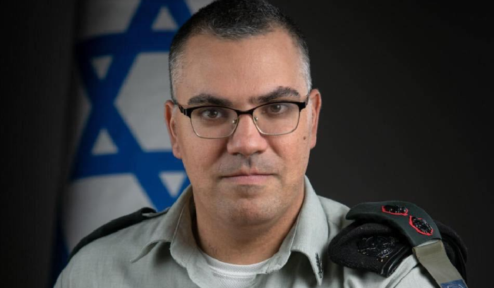 أدرعي: “الحزب” يجر لبنان إلى حرب من أجل “حماس