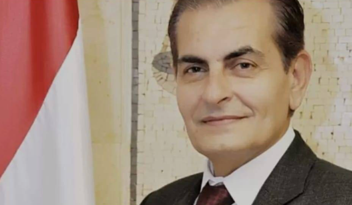 نقيب المهندسين متفقدًا كاتدرائية جاورجيوس : احراق شجرة الميلاد هو اعتداء على مسلمي طرابلس