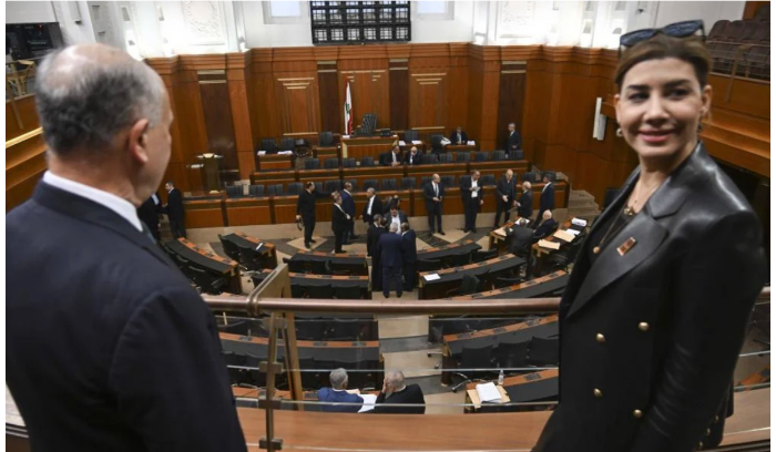 هل يُصرف التمديد في الرئاسة؟