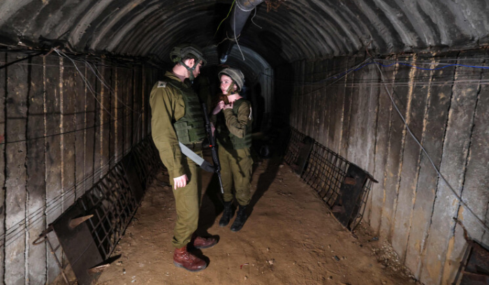 بعد التمديد.. حراك للإستحقاق.. وكولونا في بيروت لتجنّب الحرب الواسعة