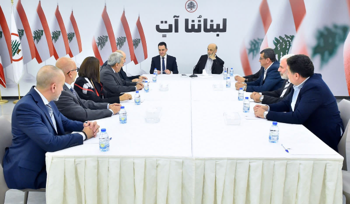 بعد اجتياز مأزق التمديد لقائد الجيش ترقُّب لتعيين قائد الأركان والعين على انتخاب رئيس للجمهورية