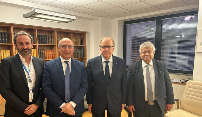 بخاش بحث في باريس سبل التعاون بين نقابة اطباء لبنان والنقابات الفرنسية