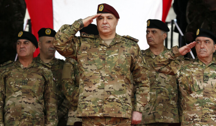 من انقذ العسكريون المتقاعدون: الحكومة أم القائد؟