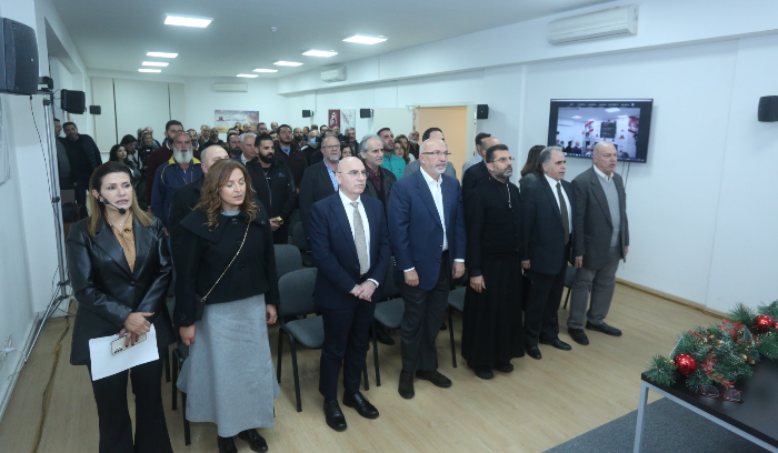 المطران بو نجم من 