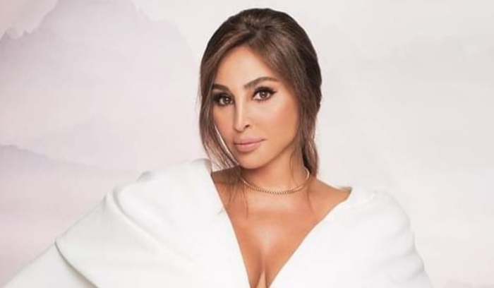 القضاء ينصف إليسا ويُحرّرها من شركة وتري