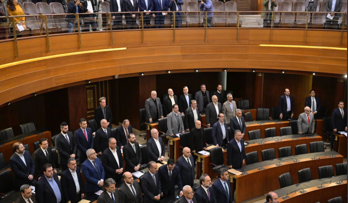 صراع سلطات غير مسبوق حول الشغور العسكري