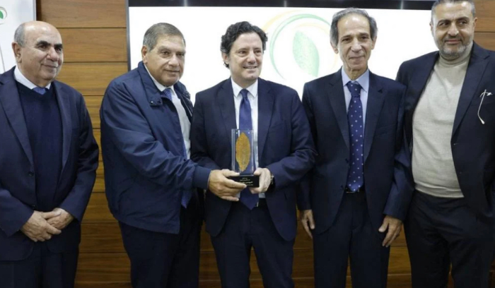 المكاري جال في