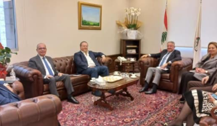شقير يزور نقيب المحامين في بيروت فادي المصري مهنئاً