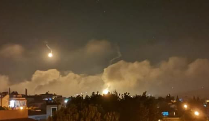 غارة جوية اسرائيلية استهدفت منزلاً في ياطر