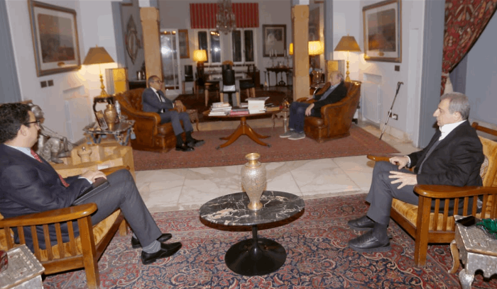 جنبلاط إستقبل السفير المصري