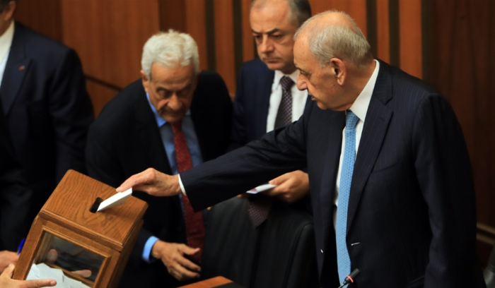قائد الجيش بعد التمديد: انتهاء صيغة المرشح الثالث