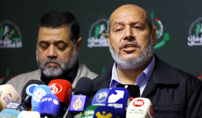 «حماس» تحاول استثمار حرب غزة في مخيمات لبنان<br />
أعلنت تأسيس «طلائع طوفان الأقصى» ودعت إلى الانخراط فيها