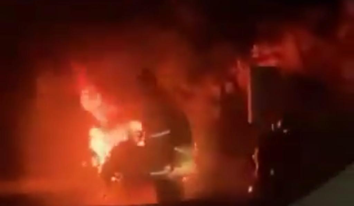 احترقت سيارته بالكامل…نجم لبناني ينجو بأعجوبة