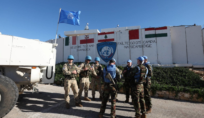 حملات تستهدف «اليونيفيل» تحسباً لتوسيع مهامها في جنوب لبنان<br />
«حزب الله» يتهمها بـ«الانحياز لإسرائيل وعدم تسليط الضوء على اعتداءاتها»