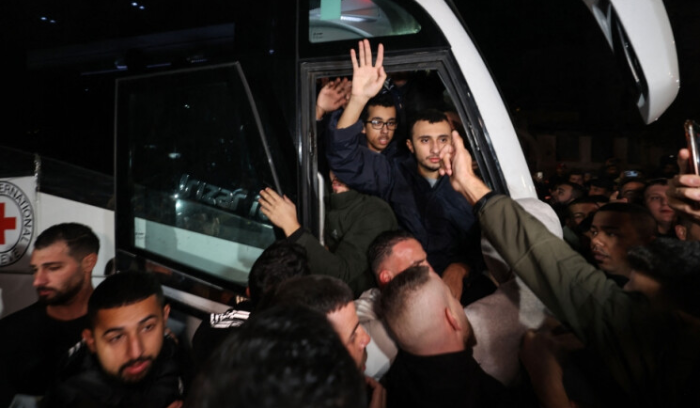 لودريان: تهدئة الجنوب ودعم “التمديد”.. بري لـ”الجمهورية”: إنتخاب الرئيس اليوم قبل الغد