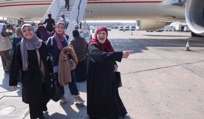 لودريان: مهمّة صعبة لاستحقاق أصعب .. تأخير التسريح: الوقت يضغط