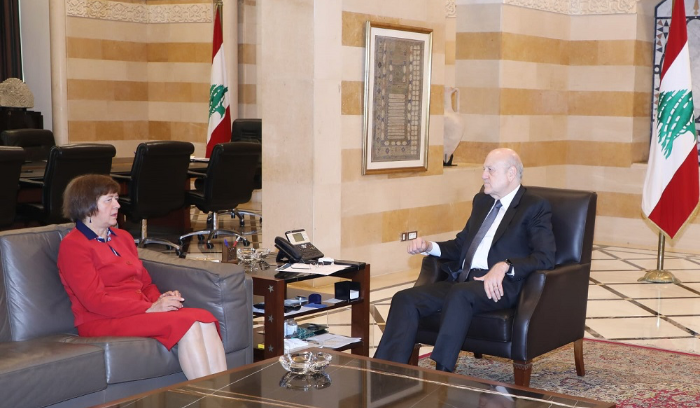 ورونيكا من السراي: مجلس الأمن يهتم كثيراً بموضوع لبنان