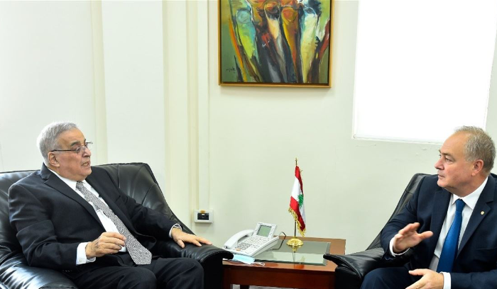 السفير الروسي في لبنان: الوضع في الجنوب خطير جدًا
