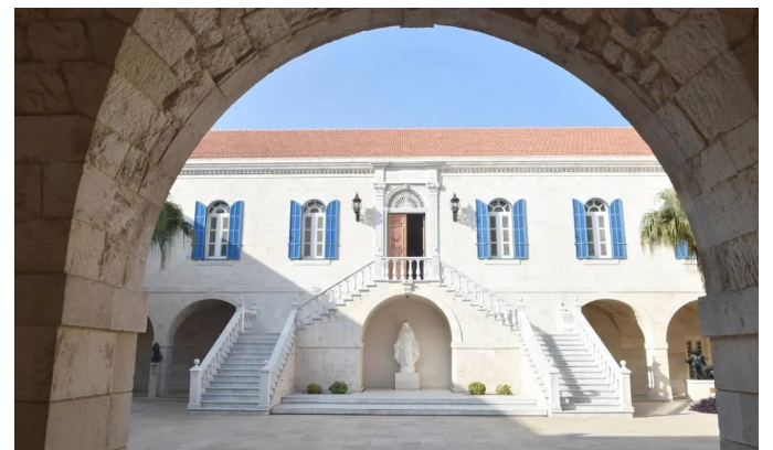 عندما يخطّ بطريرك الموارنة 