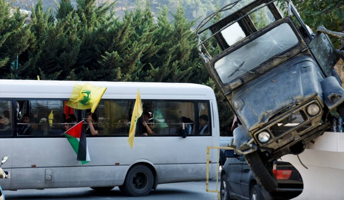 «حزب الله» يرفض مجدداً إسكات «جبهة لبنان» وإسرائيل تسعى إلى إحياء أو توسيع الـ «1701»