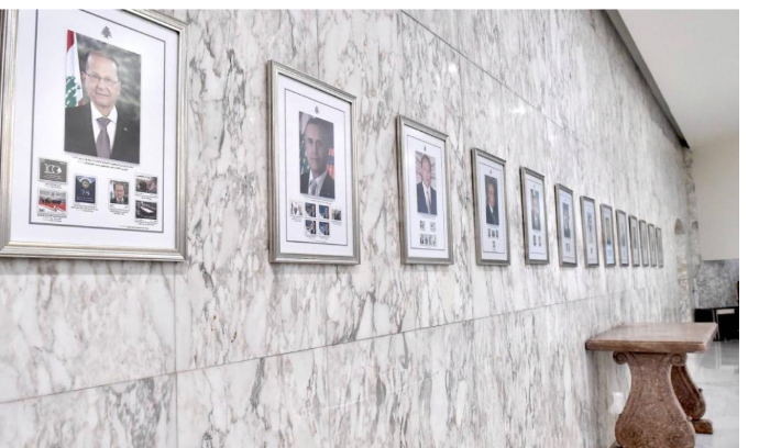 الرئاسة مجمّدة والبحث في 