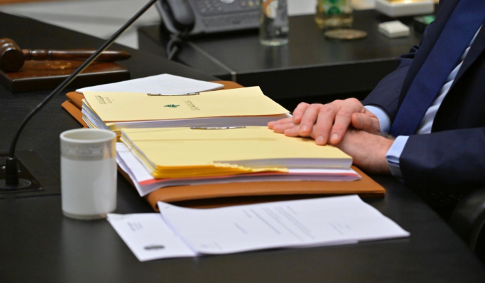 التمديد “محاصر” وبكركي تنتقد الساكتين عن الفراغ