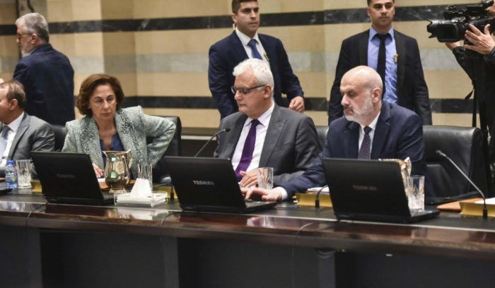 تقرير القرم حول البريد: “نسخ ولصق” وسقطات