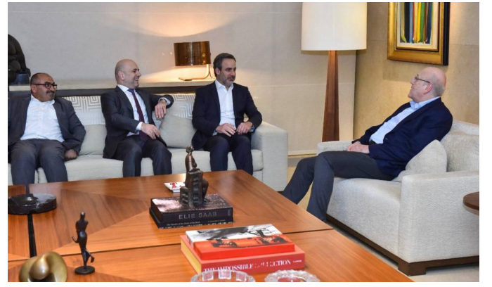 تأجيل تسريح القائد 