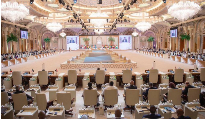 ميقاتي يجدد التزام لبنان بالـ1701.. نصرالله: الكلام يبقى للميدان<br />
قمة عربية 