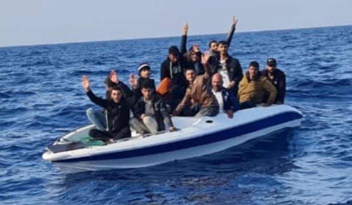 إحباط عملية تهريب أشخاص عبر البحر بطريقة غير شرعية
