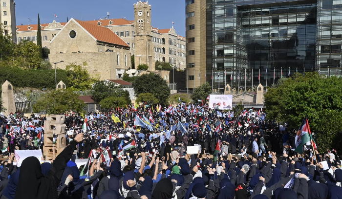 حملة في لبنان على موقف «حزب الله» من القمة العربية<br />
دعوات تطالبه بالوقوف خلف قرارات الدولة اللبنانية