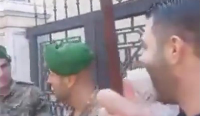 عدد من الشبان أقدموا على اغلاق مدخل دار الفتوى…ما السبب؟
