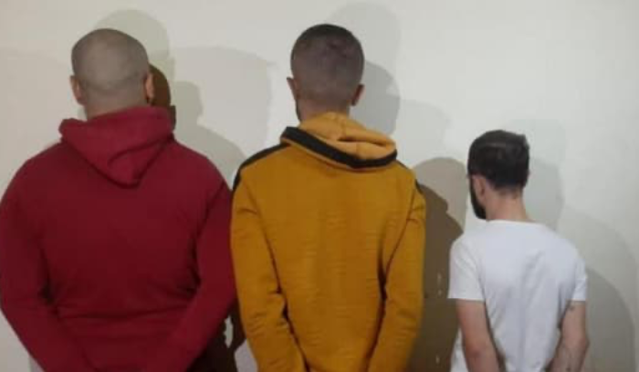 عصابة سرقة تقع في قبضة الأمن