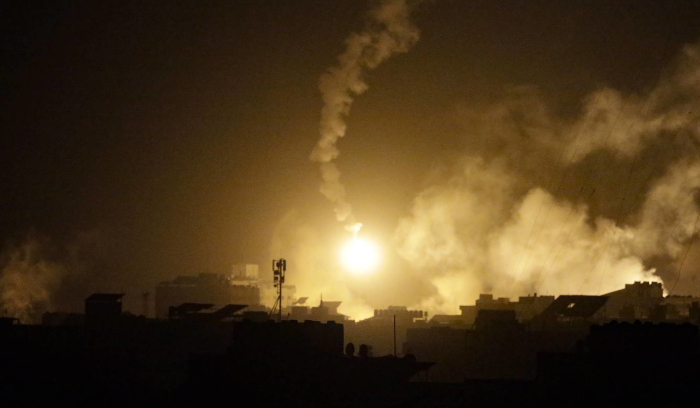 51 قتيلاً في قصف إسرائيلي على مخيم المغازي وسط غزة