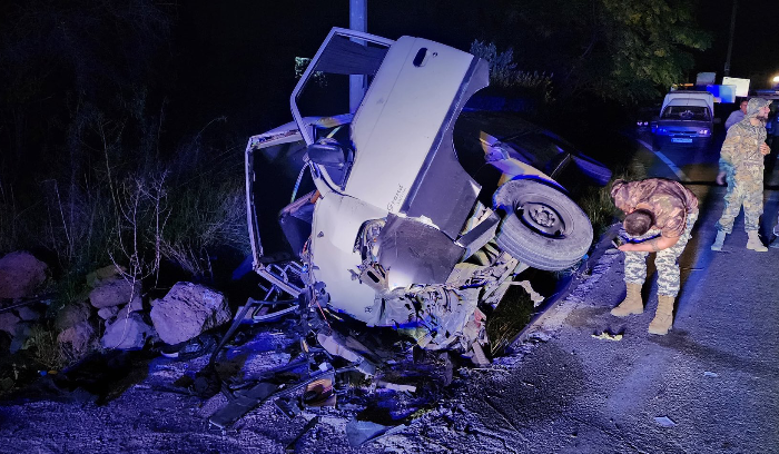 الدفاع المدني ينقذ  ١٥ جريحاً جراء حادث سير ليلاً