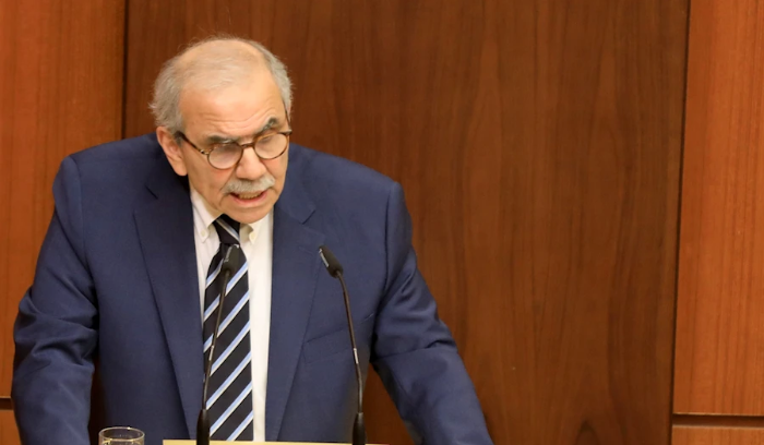 باريس ترشّح سمير عساف مقابل مؤتمر لدعم الإعمار: واشنطن تختار حاكم مصرف لبنان