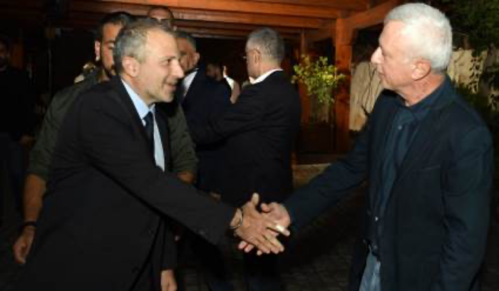 باسيل ينفض الغبار عن الرئاسة.. ويناور بملف قيادة الجيش