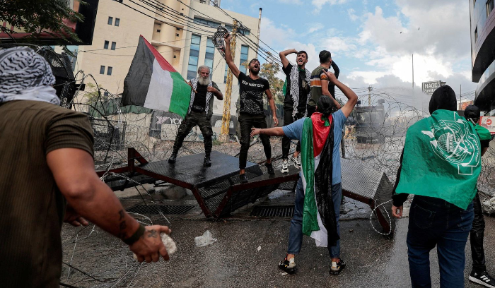 المعارضة اللبنانية تحذر من الانخراط في الحرب<br />
قالت إنها «مغامرة غير مدروسة» وأشارت إلى النصائح الغربية بالنأي عن التورط