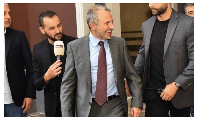 جولة باسيل: أنا موجود