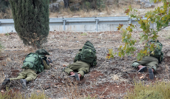 إسرائيل مقتنعة بأن «حزب الله» سيفتح جبهة الشمال<br />
طهران حسمت موقفها وتوجه تحذيرات وتهديدات إلى الولايات المتحدة