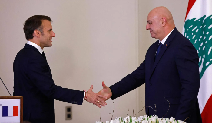 ماكرون يستقبل عون بالربط بين الإعمار والإصلاحات.. ماذا عن الحدود الجنوبية؟