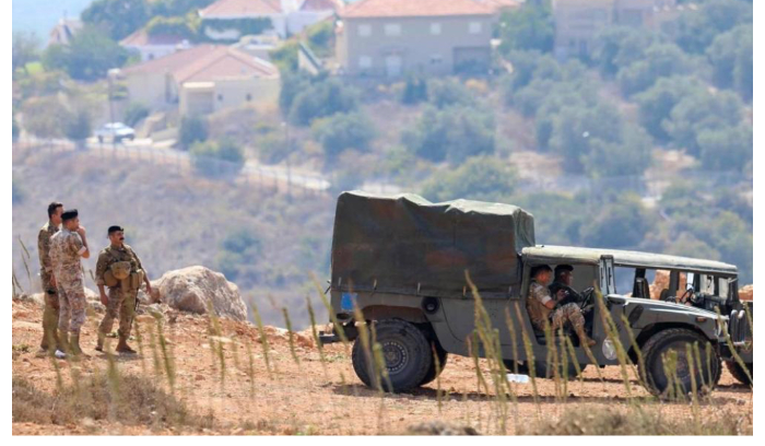 تركيا بعد فرنسا تدعو من بيروت إلى تحييد لبنان<br />
الجنوب يتدهور و